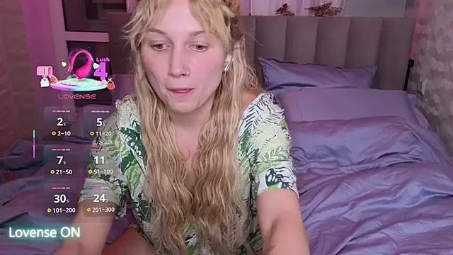 Snapshot of GoodGirl0024 chatting on 25, 2, 2025 GoodGirl0024 online show from 25, 2, 2025