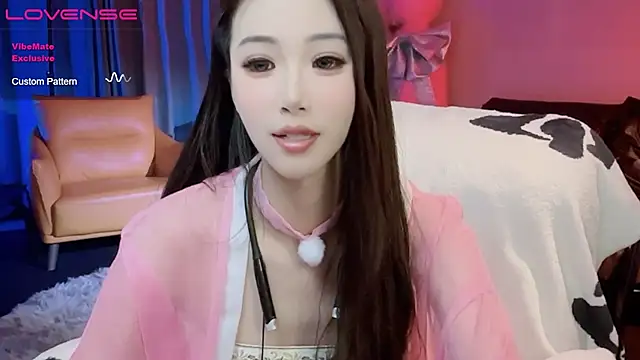 Snapshot of JoooJo_ chatting on 19, 2, 2025 JoooJo online show from 19, 2, 2025