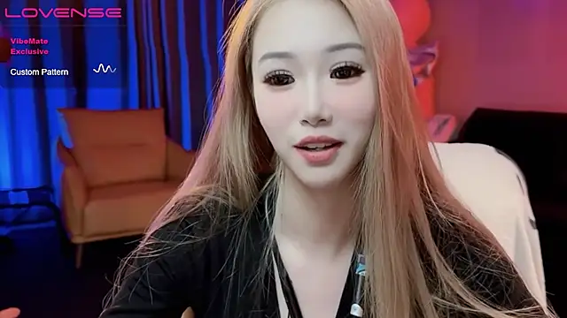 Snapshot of JoooJo_ chatting on 12, 3, 2025 JoooJo online show from 12, 3, 2025