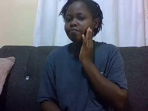 Sweetcecie01 online show from 13, 3, 2026