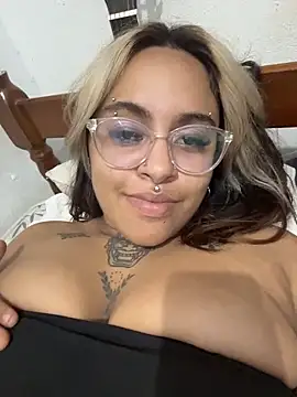 lolafairytail online show from 13, 12, 2025