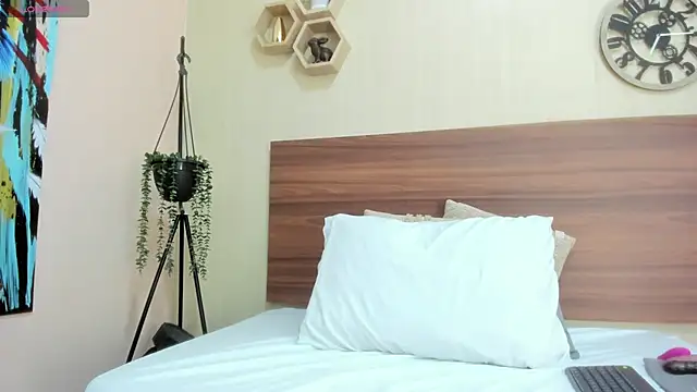 Anastasiapriest online show from 4, 12, 2025