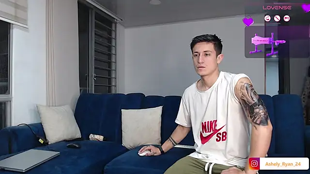 ashely ryan24 online show from 13, 9, 2025