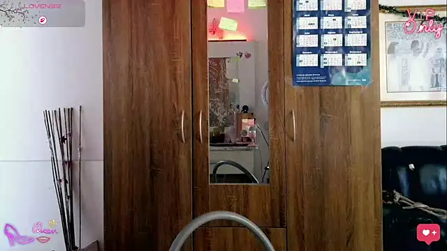 LauGrayJ online show from 2, 2, 2026