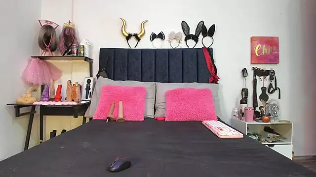 emmily giraldo online show from 17, 2, 2026