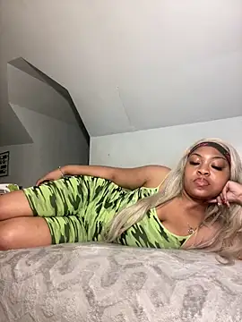 AUNYXXX online show from 14, 2, 2025