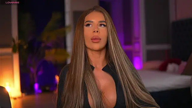 MissKiarra online show from 23, 4, 2026