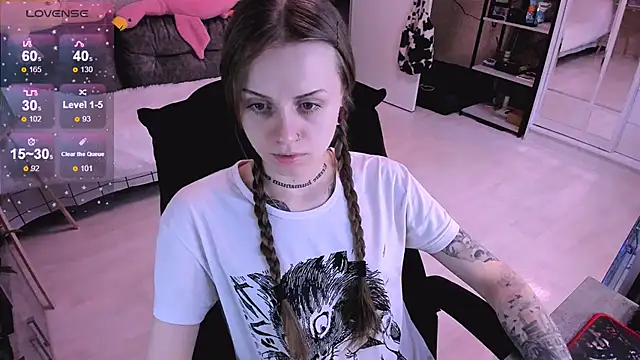 NaniMoore online show from 11, 1, 2025