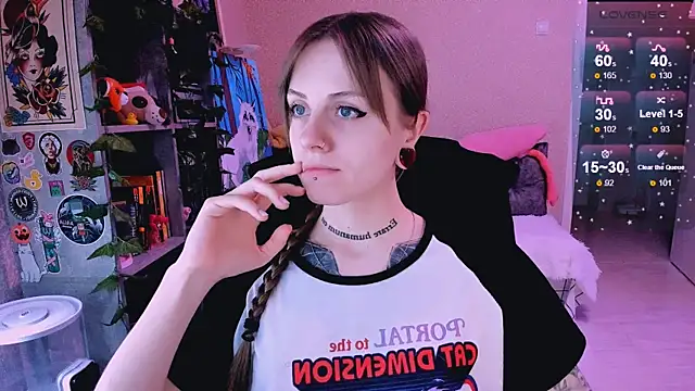 NaniMoore online show from 25, 1, 2025