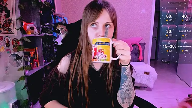 NaniMoore online show from 24, 2, 2025