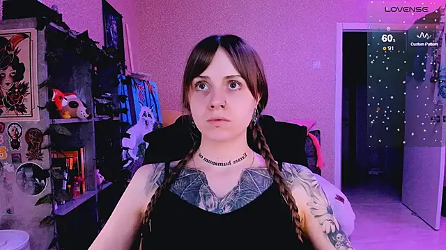 NaniMoore online show from 2, 3, 2025