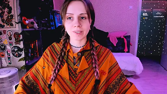 NaniMoore online show from 17, 3, 2025