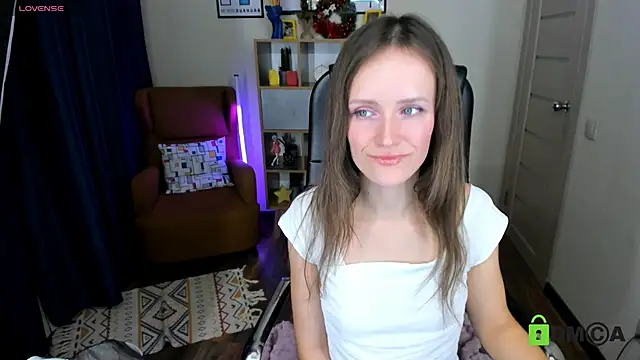 Snapshot of FrancescaCollins chatting on 1, 1, 2025 FrancescaCollins online show from 1, 1, 2025