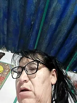 clarita 01 online show from 24, 4, 2026