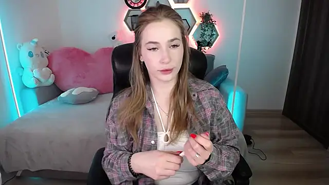 SabrinViolet online show from 26, 4, 2026