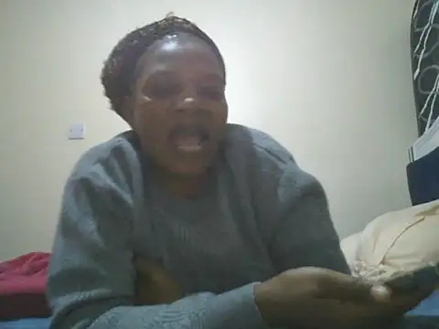Snapshot of clakemmy250 chatting on 31, 5, 2026 clakemmy250 online show from 31, 5, 2026