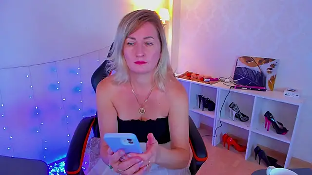 Snapshot of AriFleow chatting on 26, 9, 2025 AriFleow online show from 26, 9, 2025