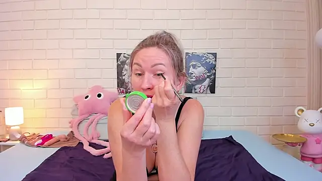 Snapshot of AriFleow chatting on 16, 10, 2025 AriFleow online show from 16, 10, 2025