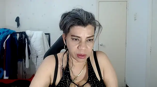 vikyadams online show from 25, 2, 2025