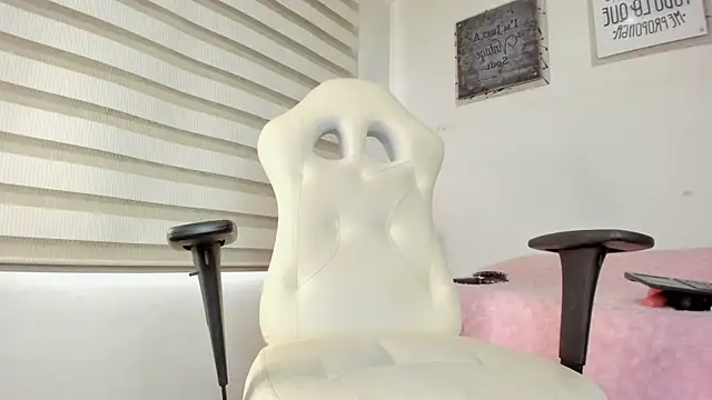 Violet spencer online show from 10, 12, 2024