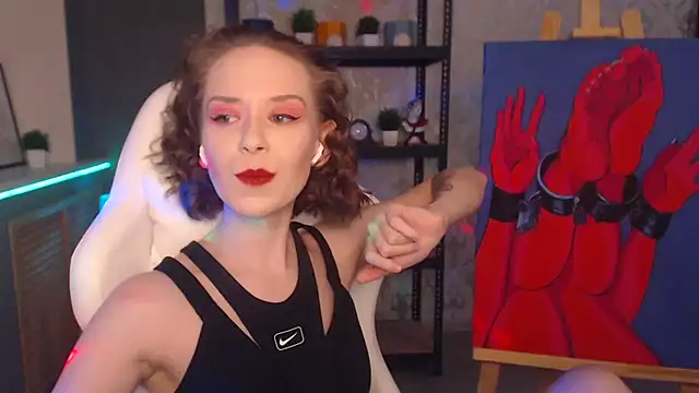 FascinatingEyess online show from 12, 1, 2025