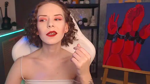 FascinatingEyess online show from 12, 10, 2025