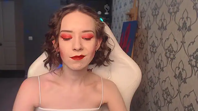 FascinatingEyess online show from 6, 5, 2026
