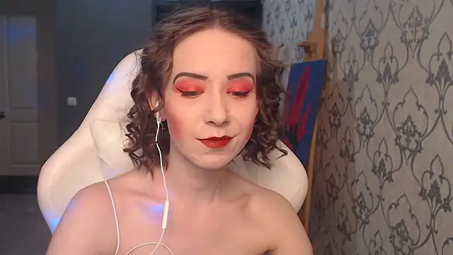 FascinatingEyess online show from 7, 7, 2026