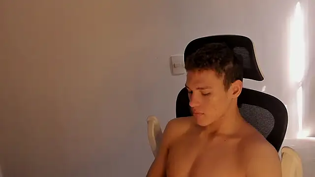 laurent nova online show from 16, 2, 2026