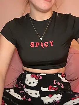 Snapshot of Holly-Glamour chatting on 12, 1, 2026 Holly-Glamour online show from 12, 1, 2026