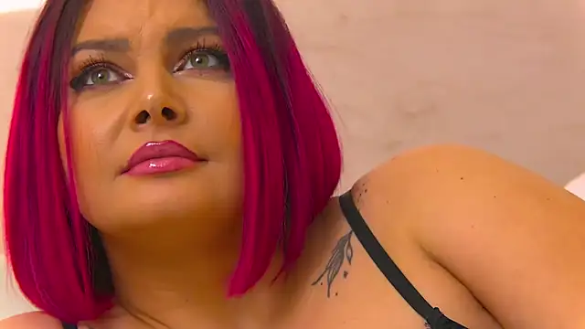 RissaRheys online show from 17, 12, 2024