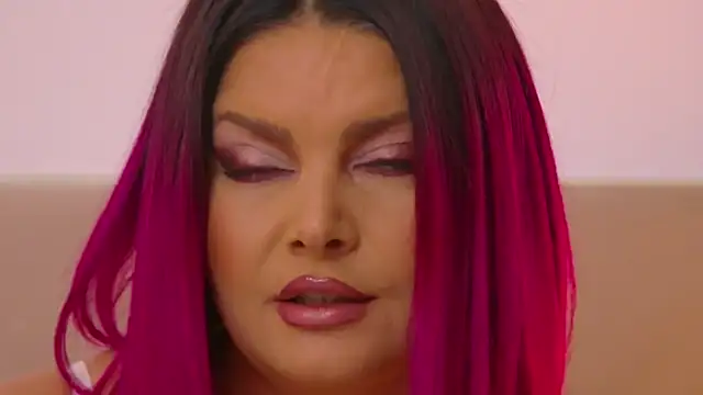 RissaRheys online show from 13, 2, 2025