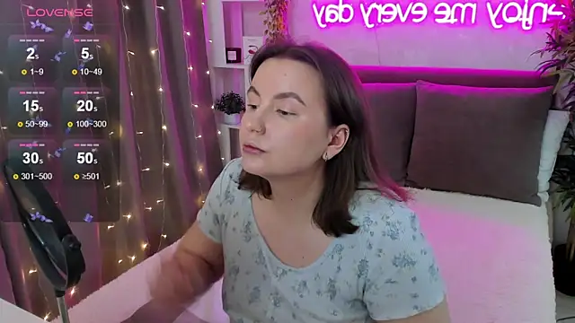 FeralPeach online show from 21, 11, 2025