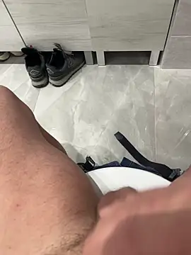 Snapshot of -Manu-85 chatting on 10, 3, 2026 -Manu-85 online show from 10, 3, 2026