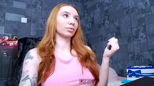 BrianaBratty online show from 4, 12, 2024