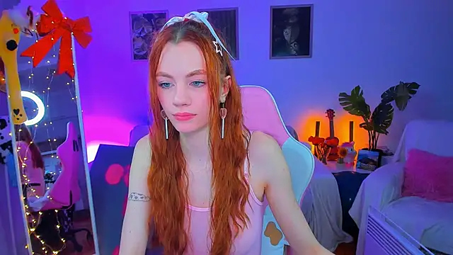 Alyssa Smitt online show from 27, 1, 2025