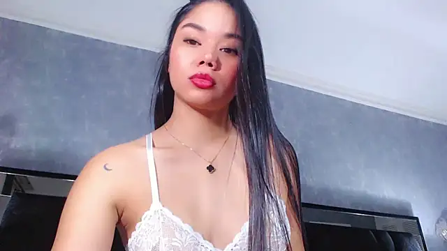 JasmineMoore online show from 4, 3, 2025