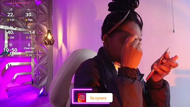 Queen perla  online show from 18, 2, 2026