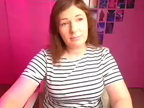 Snapshot of Lissmilf chatting on 5, 11, 2025 Lissmilf online show from 5, 11, 2025