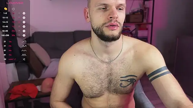 Snapshot of maxx_alexx chatting on 8, 12, 2024 maxx alexx online show from 8, 12, 2024