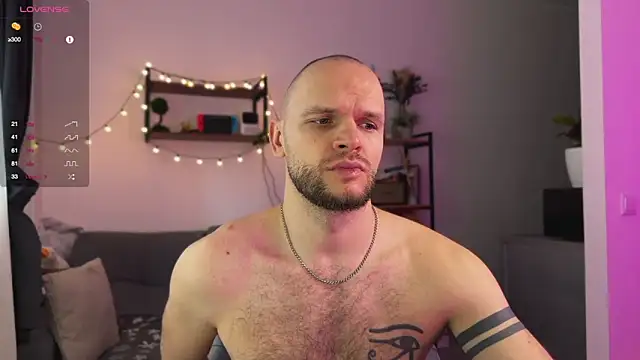 Snapshot of maxx_alexx chatting on 4, 1, 2025 maxx alexx online show from 4, 1, 2025