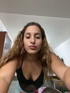 Snapshot of Agnescruzz chatting on 3, 3, 2026 Agnescruzz online show from 3, 3, 2026