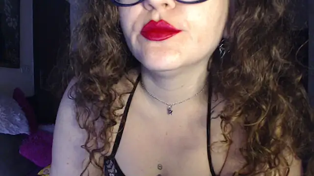 peachgirlmartyna online show from 11, 3, 2025