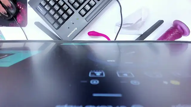 GiaFox  online show from 17, 12, 2025