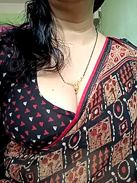 Rosy-B online show from 28, 2, 2025