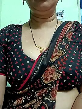 Rosy-B online show from 4, 3, 2025