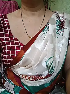 Snapshot of Rosy-B chatting on 15, 5, 2026 Rosy-B online show from 15, 5, 2026
