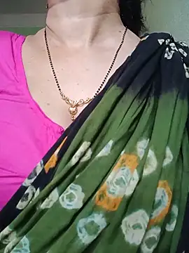 Snapshot of Rosy-B chatting on 24, 5, 2026 Rosy-B online show from 24, 5, 2026