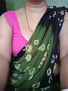 Snapshot of Rosy-B chatting on 15, 6, 2026 Rosy-B online show from 15, 6, 2026