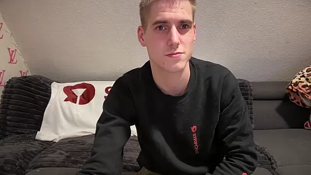 Cookieboy88 online show from 2, 2, 2025